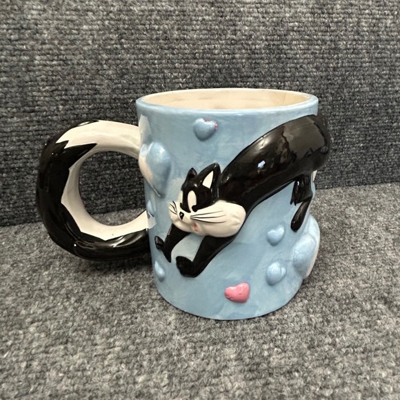 Warner Bros. Other - Vintage 1995 Warner Bros Pepe Le Pew & Penelope Pussycat 3D Relief Coffee Mug